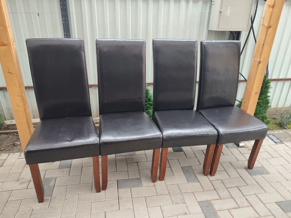 Scaune comode lemn masiv