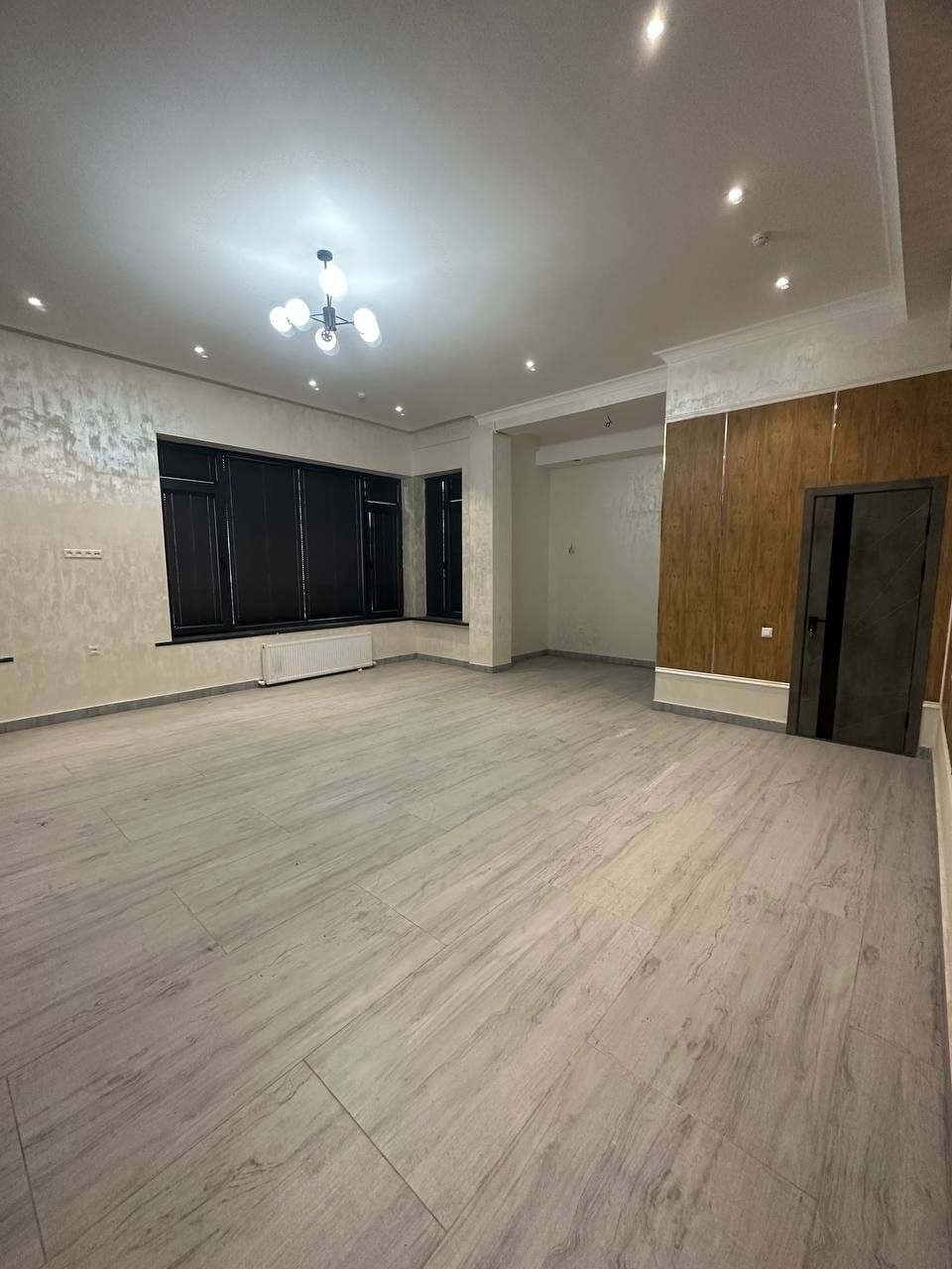 Продается Здание Гостиница,2150 КВ Юнусабад