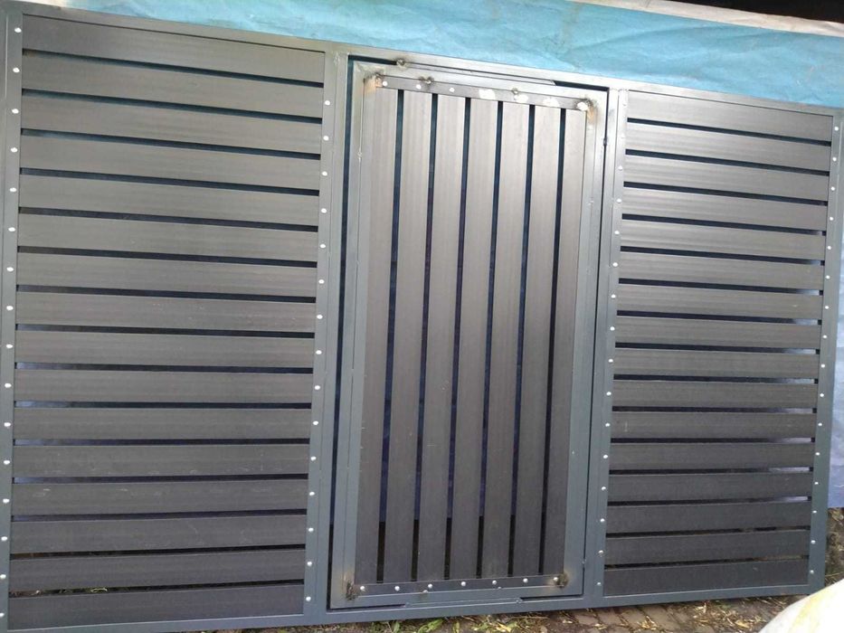 Porti garduri din WPC material compozit si rame de metal