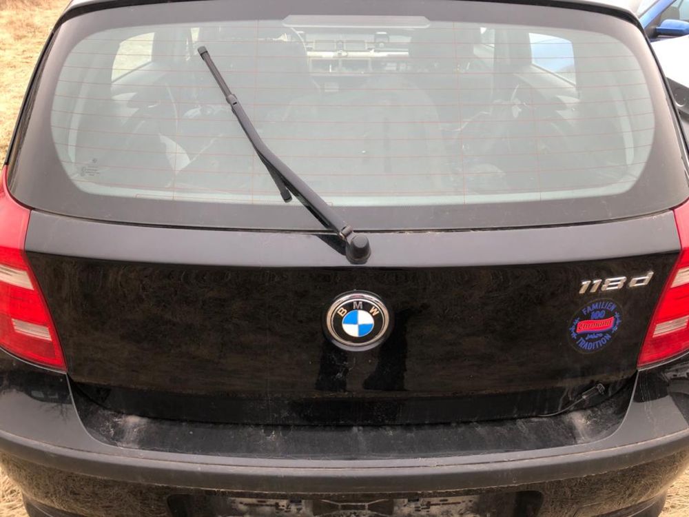 Haion portbagaj luneta Bmw e87 seria 1 negru , Schwarz 2