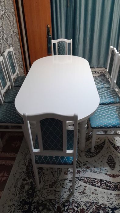 Продам стол со стульями