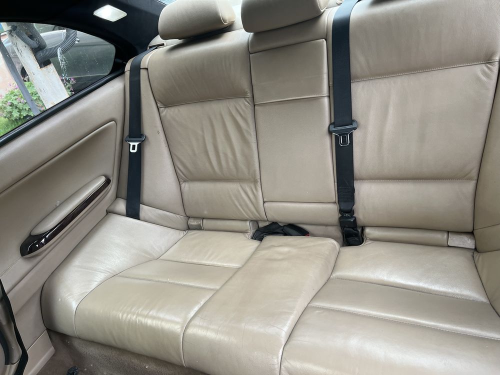 Задни рекаро седалки Е46 купе бежова кожа