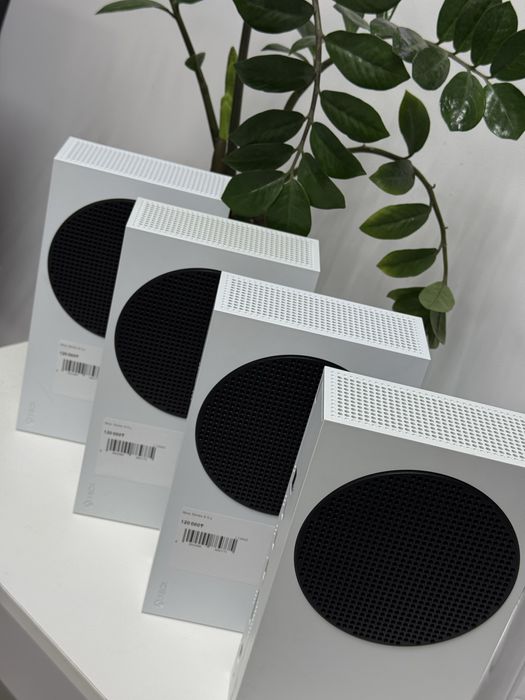 Игровая приставка Xbox Series S