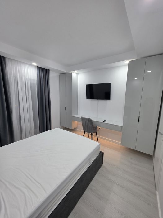 Inchiriere apartament 3 camere Cosmopolis - loc de parcare inclus