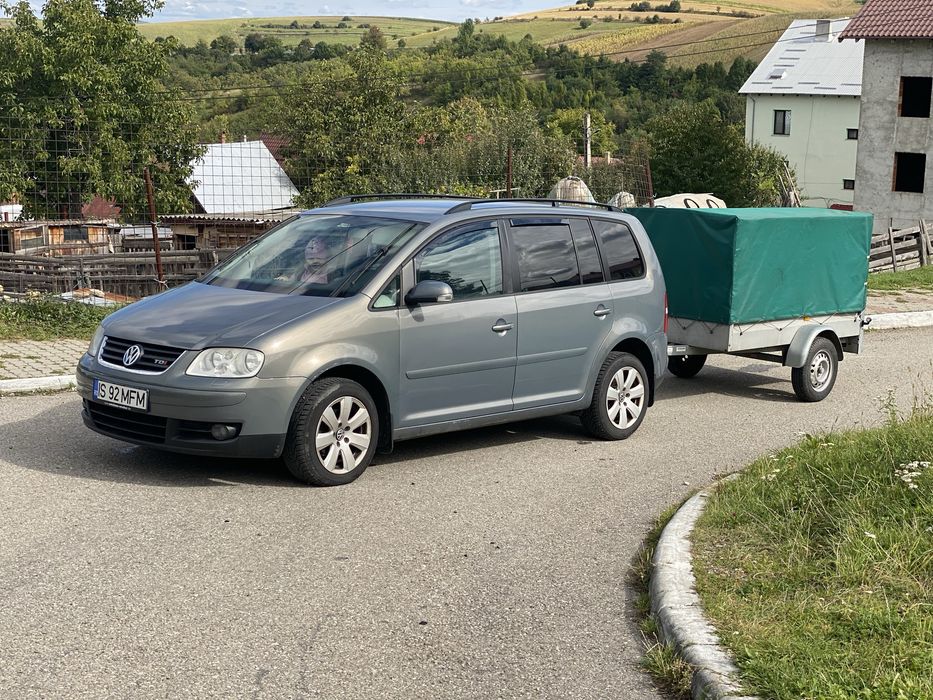 Volkswagen Touran și/sau remorcă