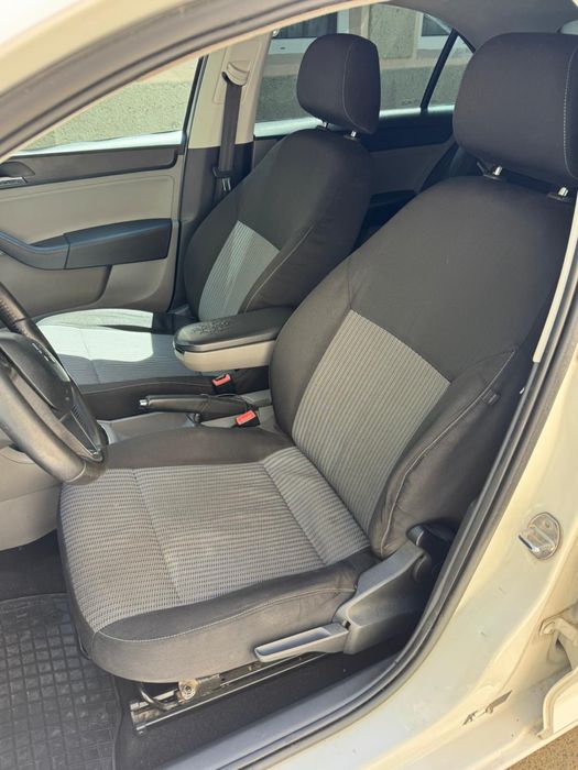 Seat Toledo 1.6 TDI 2014