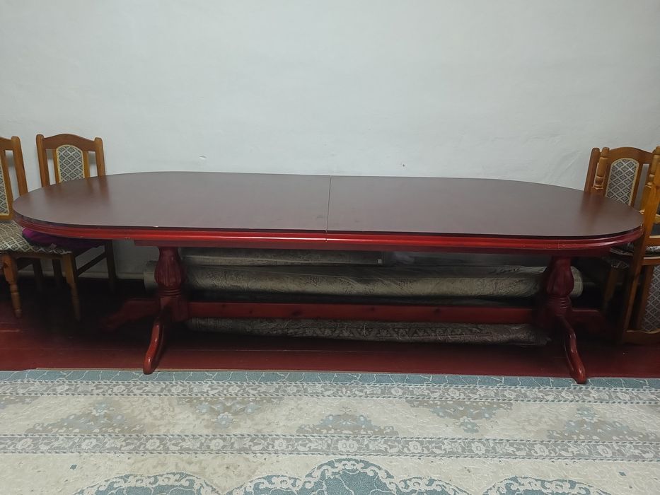 Стол гостинный ...