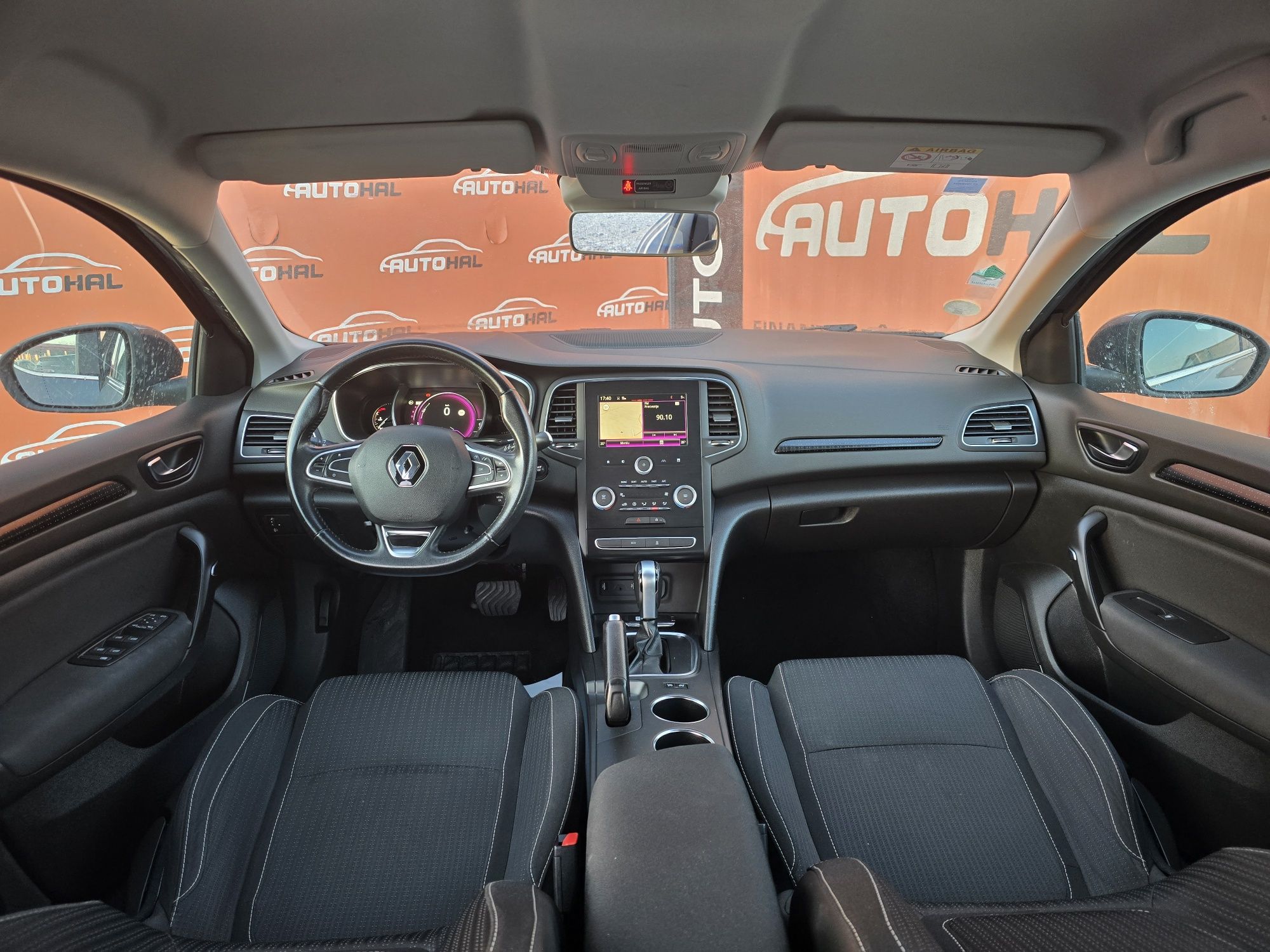 Renault Megane IV HATCHBACK ENERGY BUSINESS Automat Finantare Rate-Cre