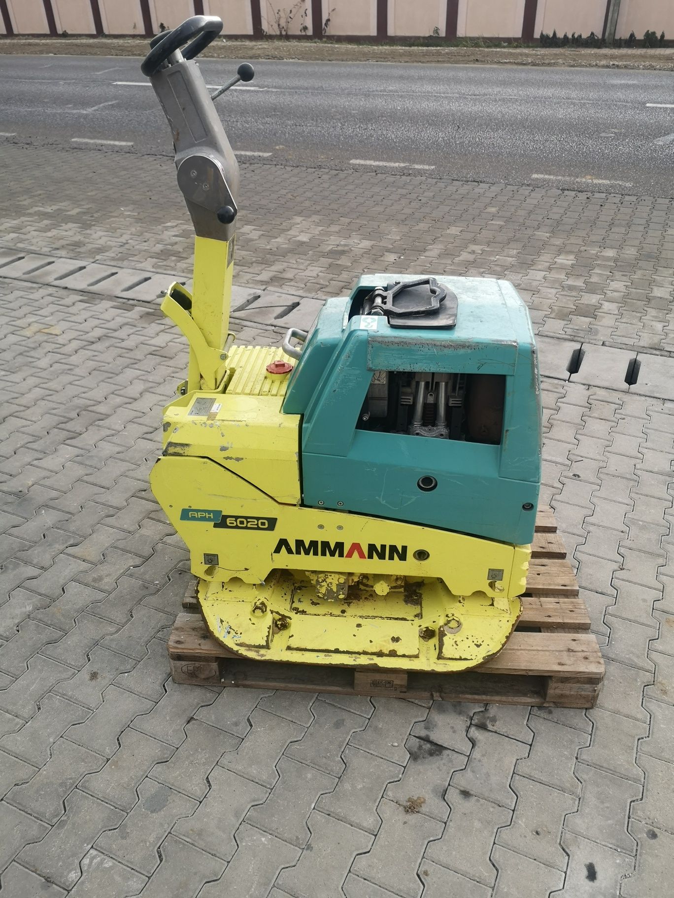 Placa compactoare AMMANN APH 6020 de 535kg