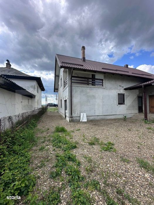 Casa individuala, zona centrala, 200mp, teren 416 mp, Radauti