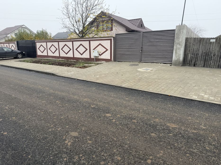 Casa si teren 5.000 mp in Slatina