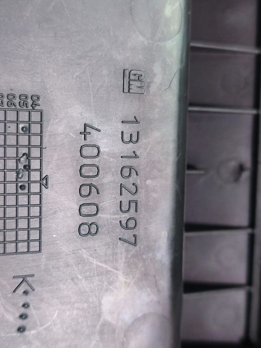 Consola centrala bord 13162597 Opel Zafira B [2005 - 2010] 1.9 cdti Z