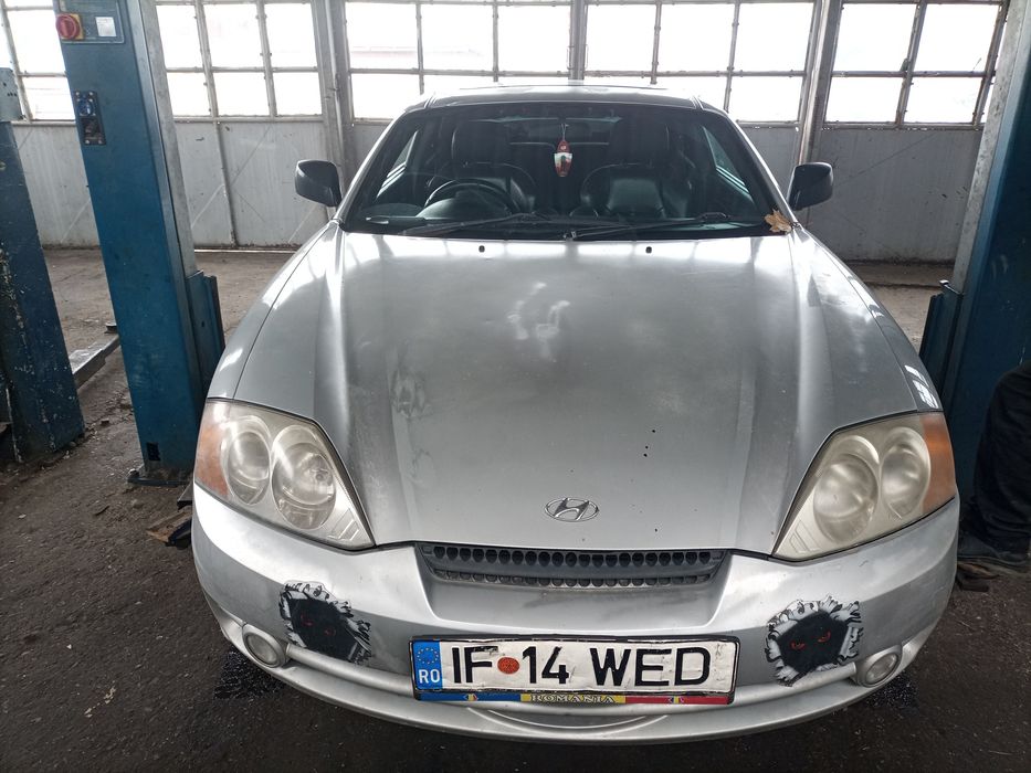 Vând Hyundai Coupe (volan-dreapta)