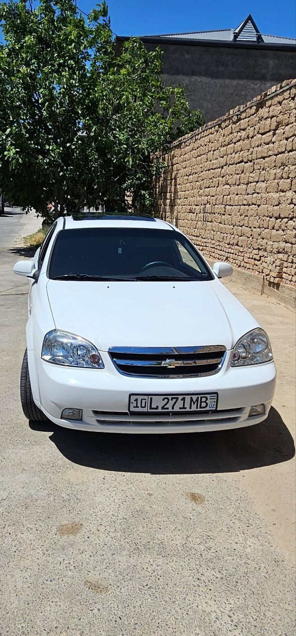 Lasetti sotila, Продаётся ласетти