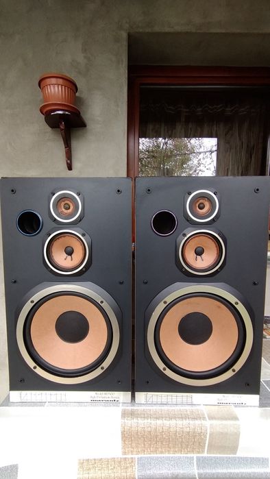 Boxe Marantz, Pioneer