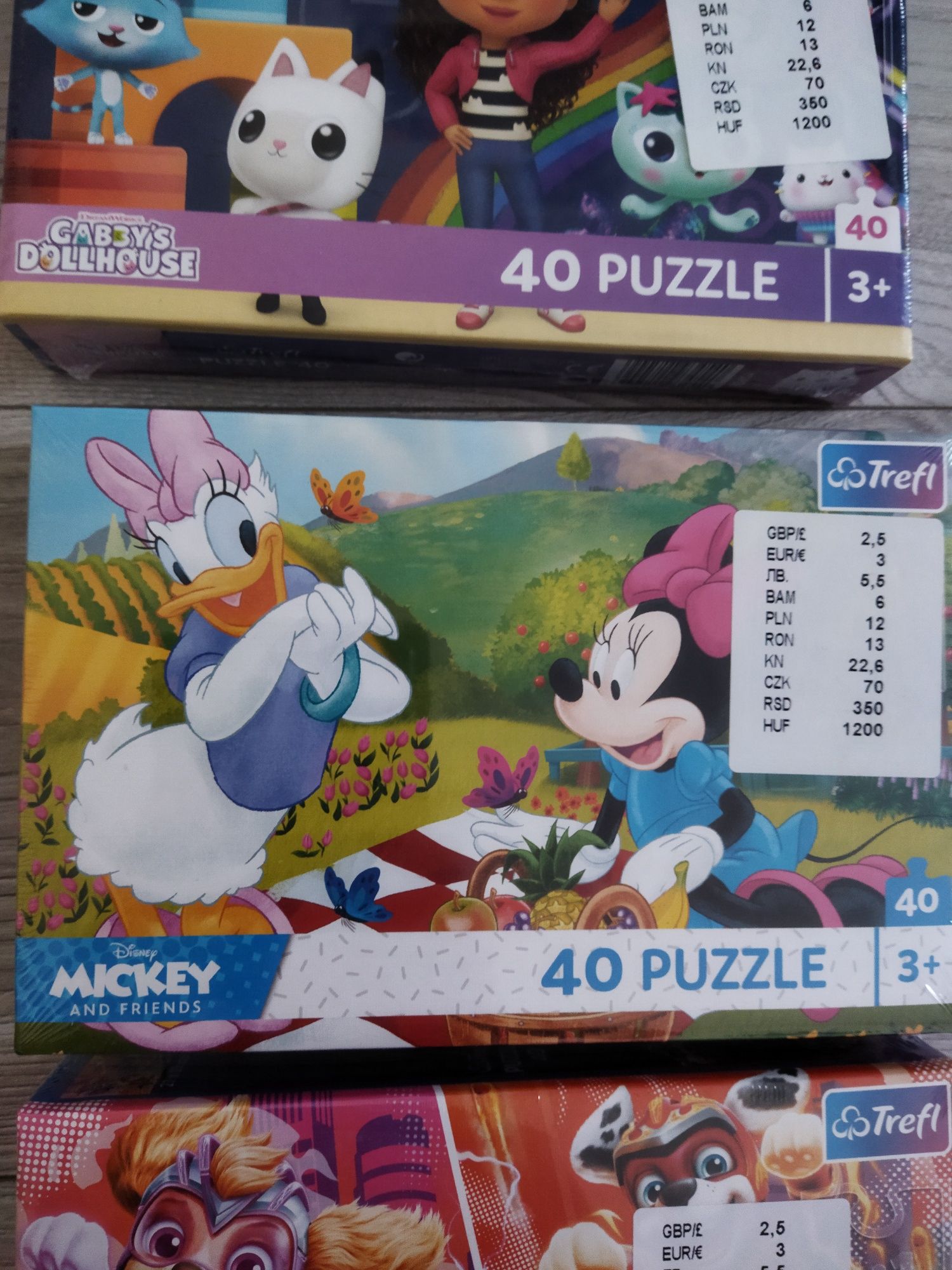 Set 3 puzzle uri noi Disney 40 piese vârstă 3+ Patrula Minnie Gabby