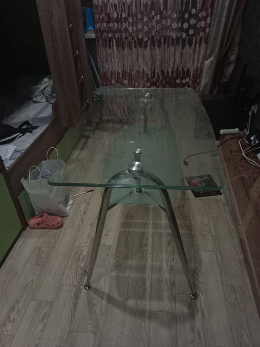 Стол для предметов