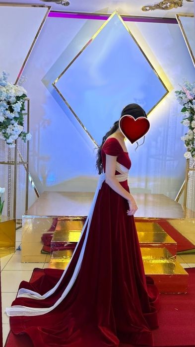Роскошное Вечернее Платье Винного Цвета со Шлейфом (Надевала 1 Раз