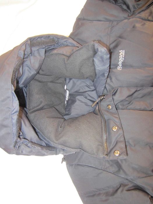 Geaca dama Bergans,masura M,groasa,puf 750-cuin,gluga