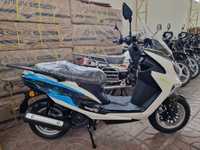 Скутер GJSYM Max Strong 175