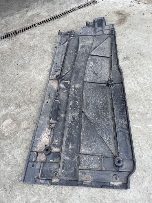 scut lateral stanga seat arona 2021