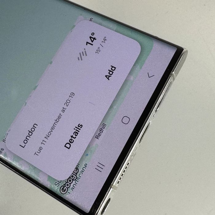 Samsung Galaxy S22 Ultra Alb Perlat 12GB RAM -256 GB memorie