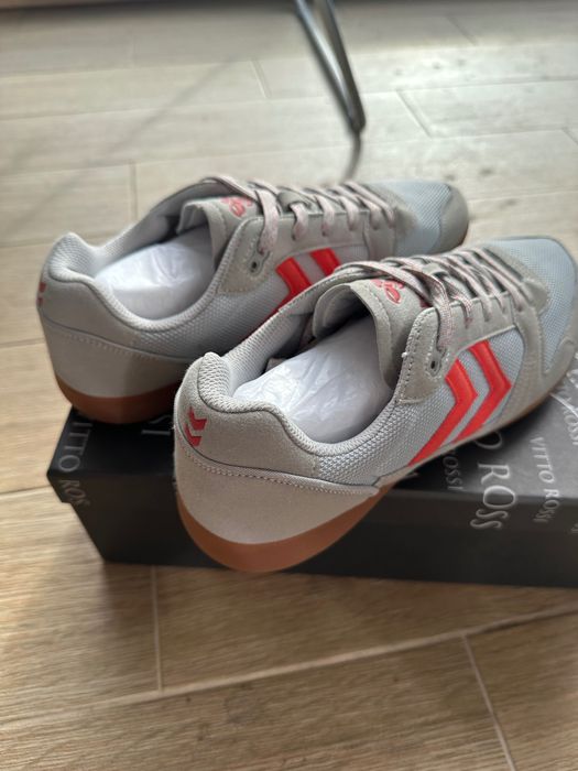 Спортни обувки За футбол Оригинал, Hummel,нови, игра в спортната зала.