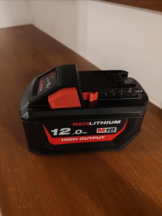 Acumulatori Milwaukee 12 Ah