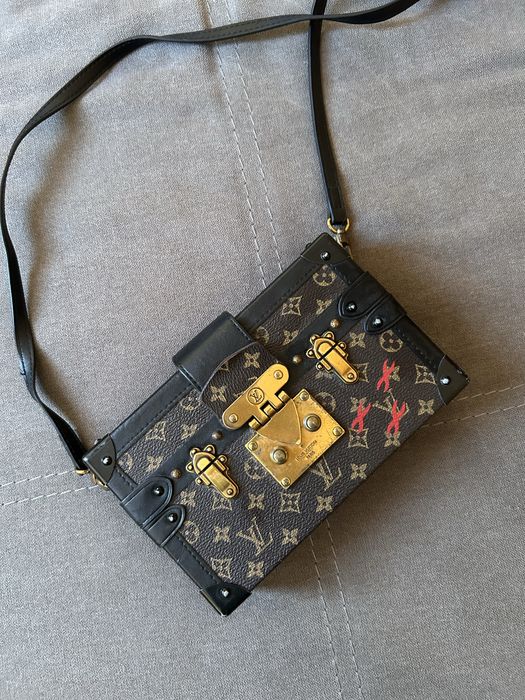 Дамска чанта Louis vuitton