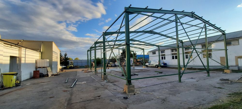 Vand hale metalice conform proiectului dvs