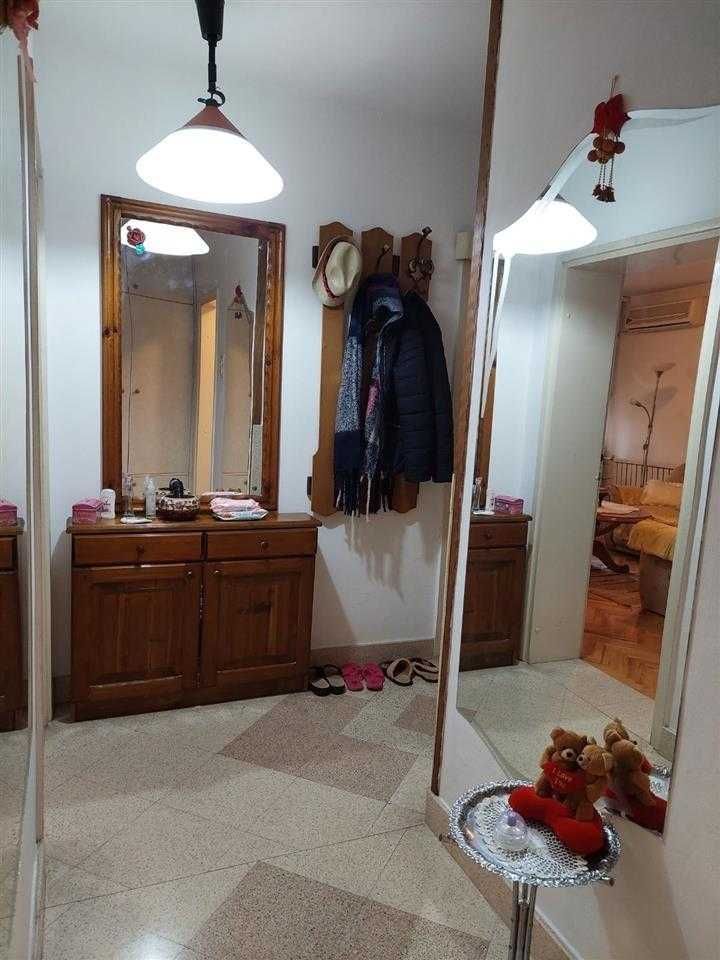 Двустаен имот в кв.Лозенец