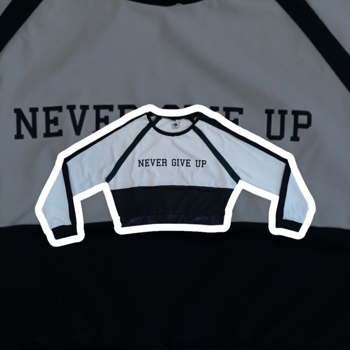 Суитчъри за момичета - различни марки и размери