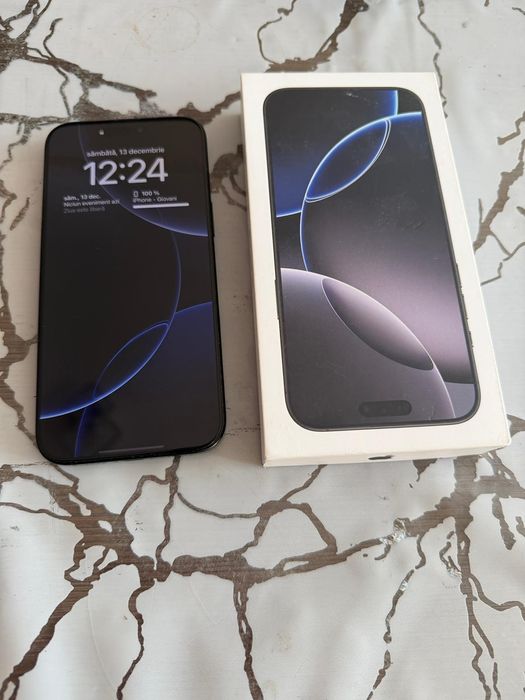 Vând iphone 16 pro max