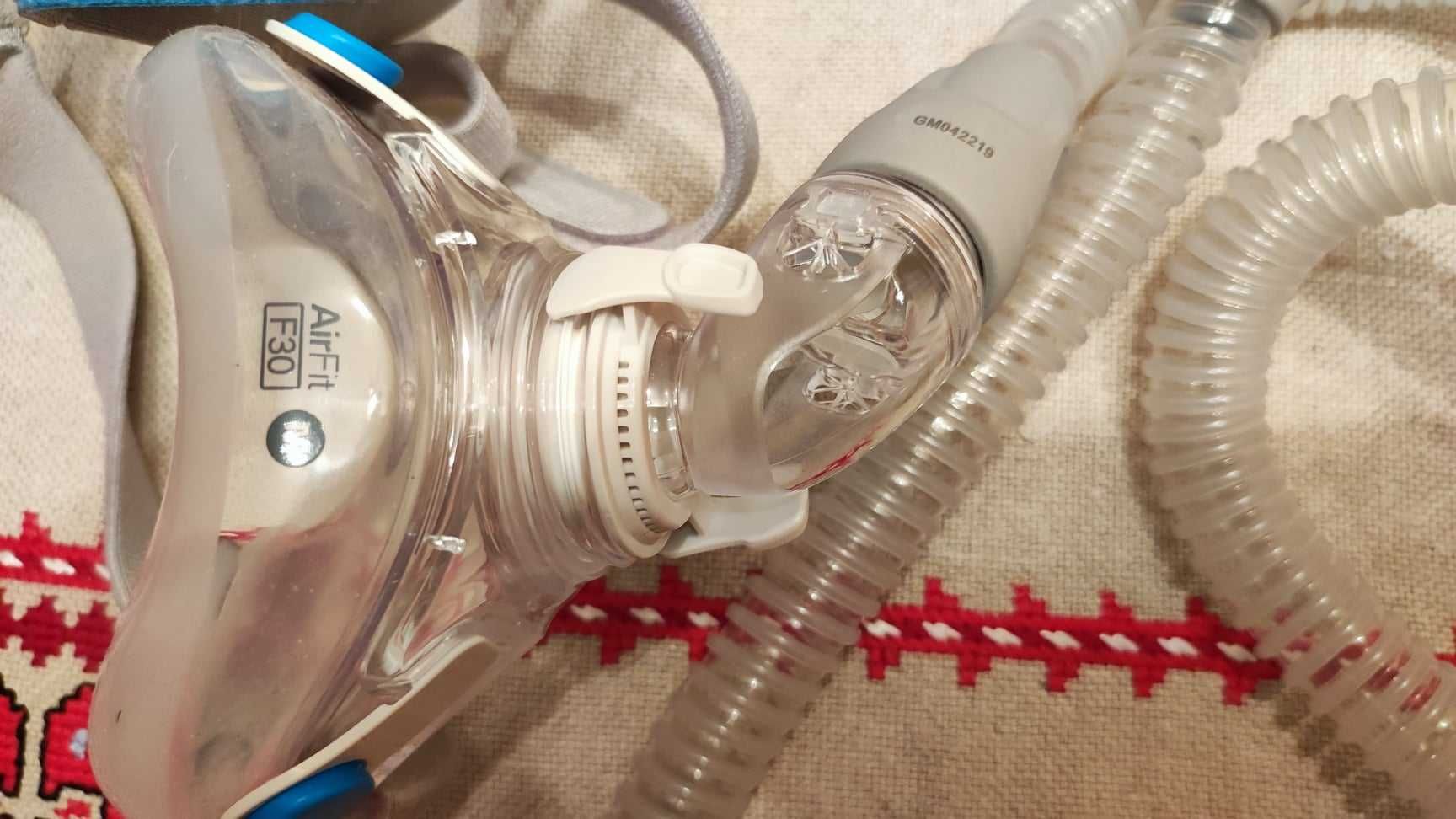 CPAP апарат за лечение на сънна апнея ResMed и маска
