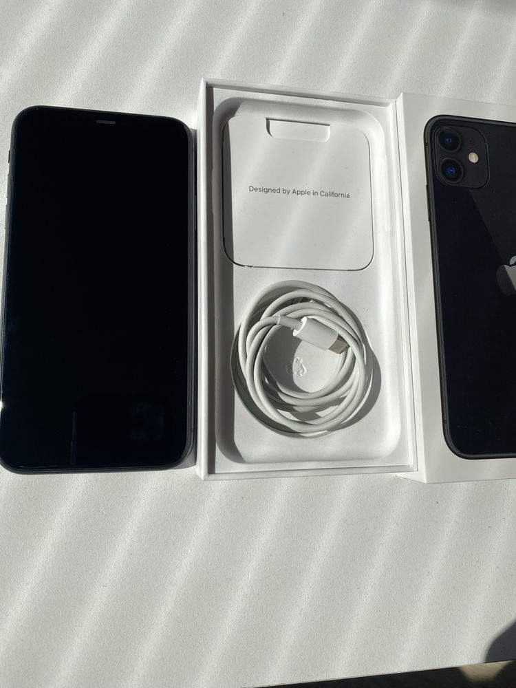 iPhone 11 . Като Нови