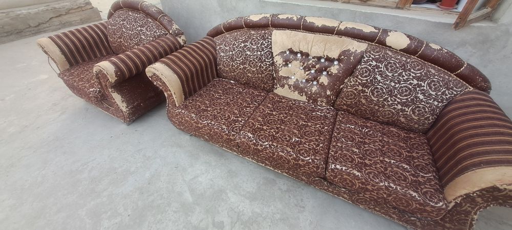 Диван два кресло