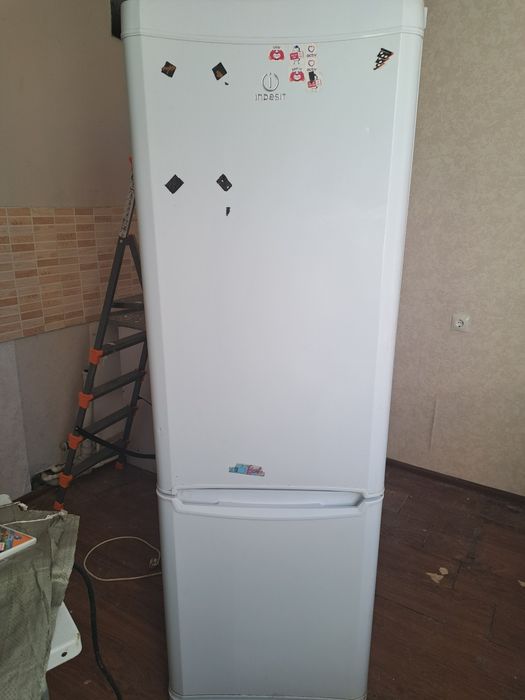 Рабочий холодильник