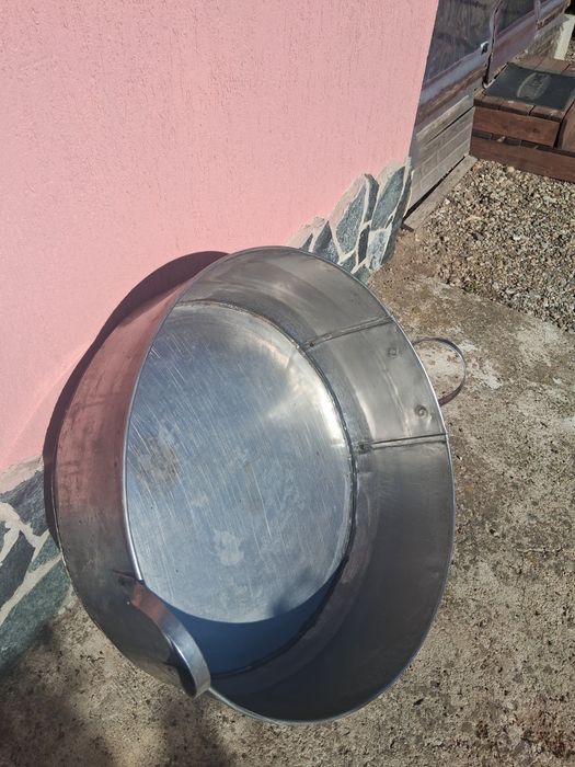 Продавам тава за лютеница