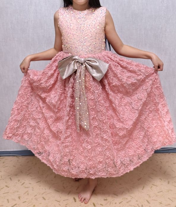 Платье нарядное для девочки