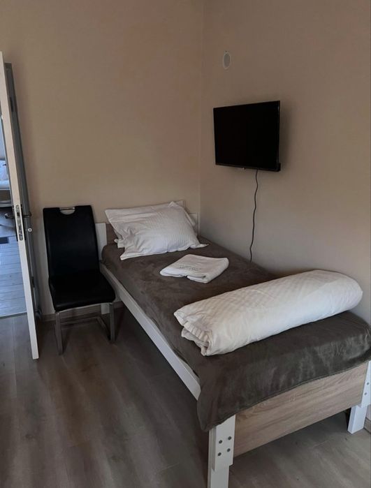 Inchiriez casa pentru echipe de muncitori sau familie