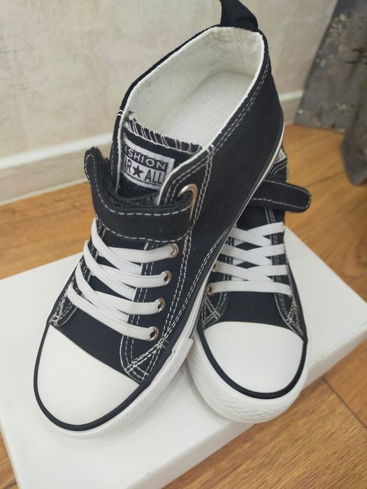 Кеды подростковые,новые