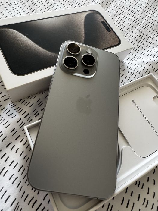 iPhone 15Pro 256GB, Natural Titanium, impecabil