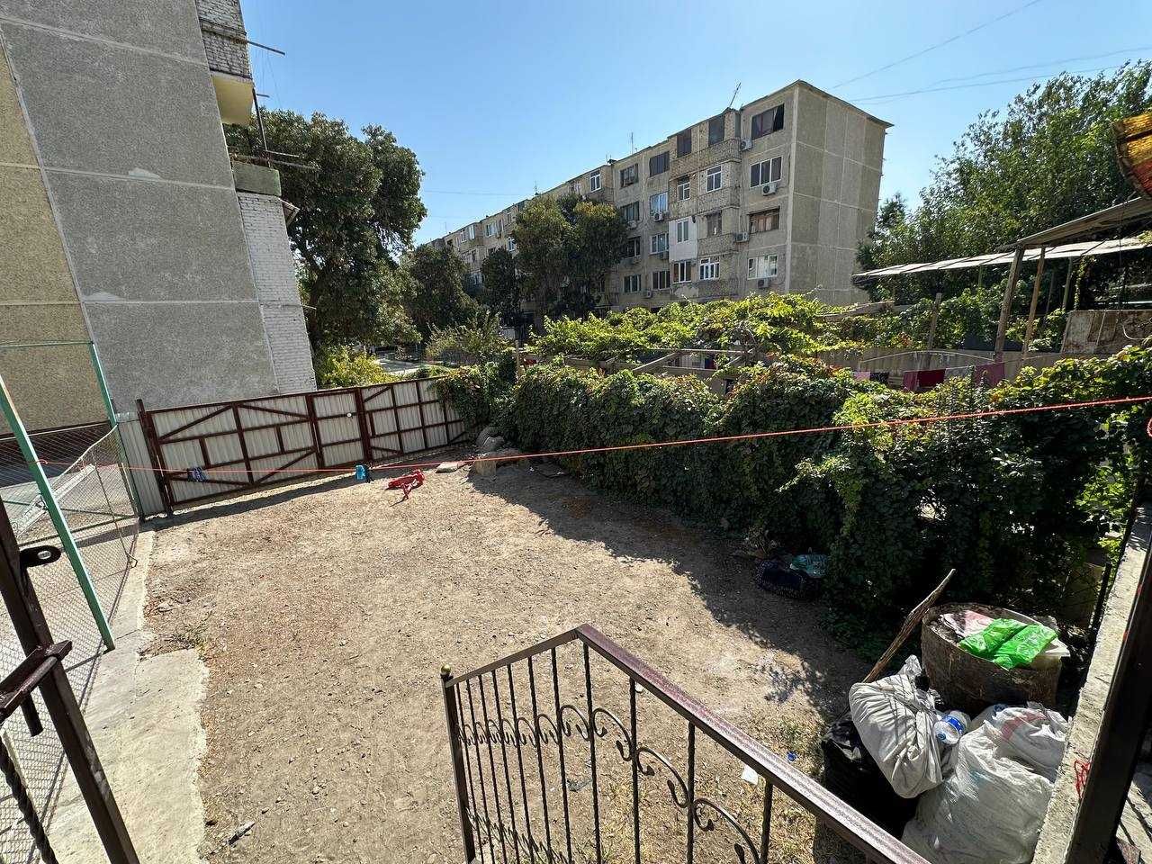 Продаётся 2х комн квартира на 1 этаже Ор-р Гуливер Панда