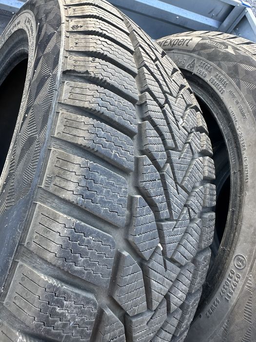 4 бр зимни гуми Uniroyal Winter Expert 205/55 R17