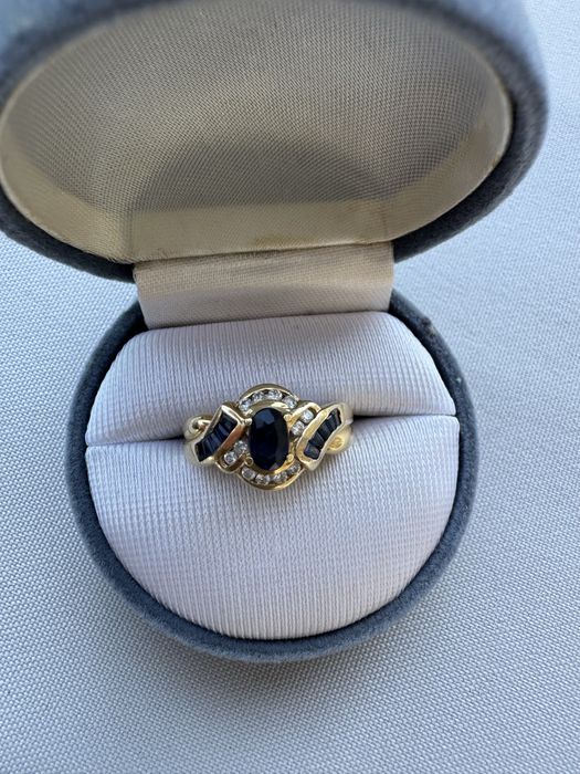 Inel aur safire si diamante