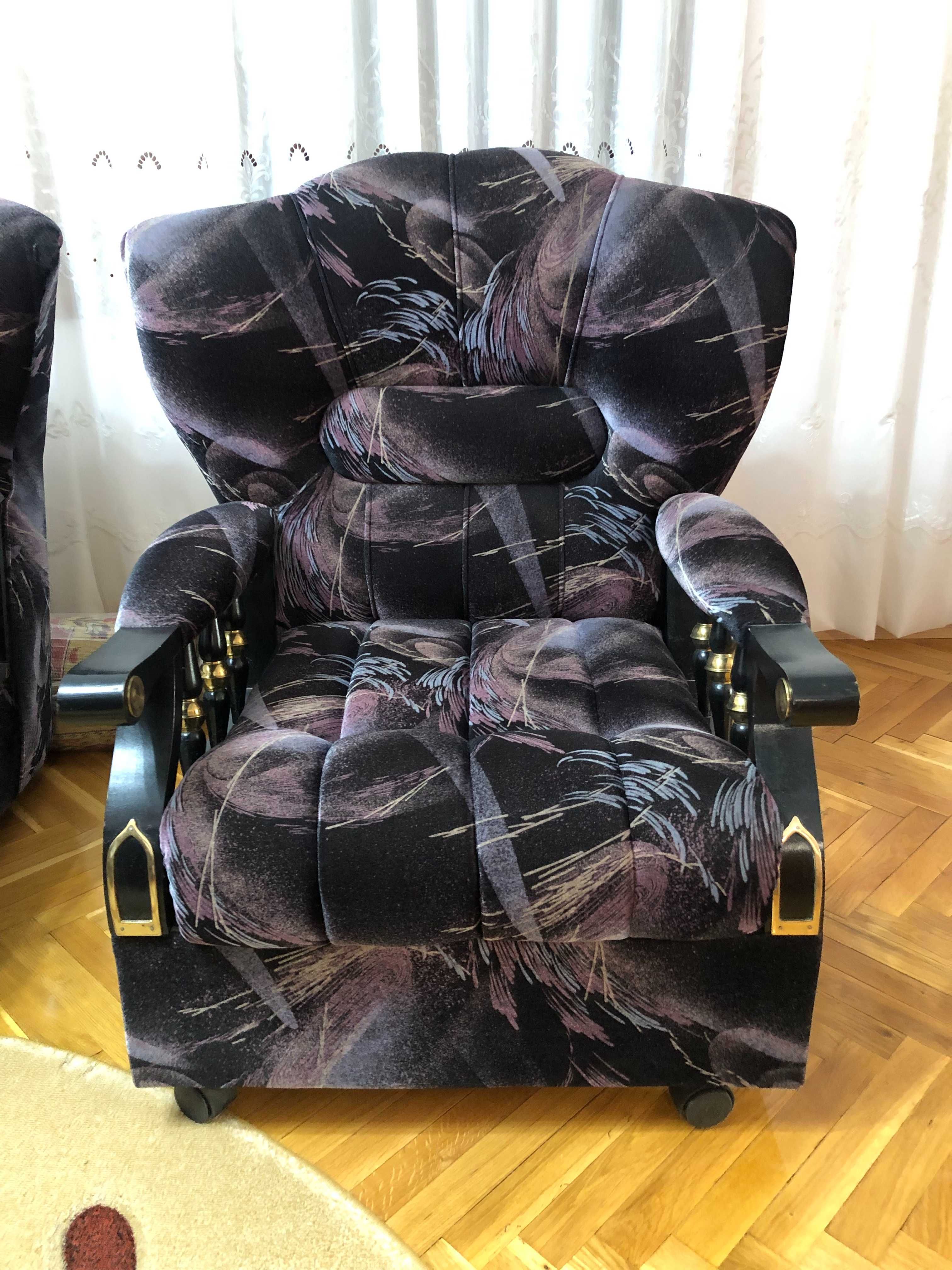 Холно обзавеждане