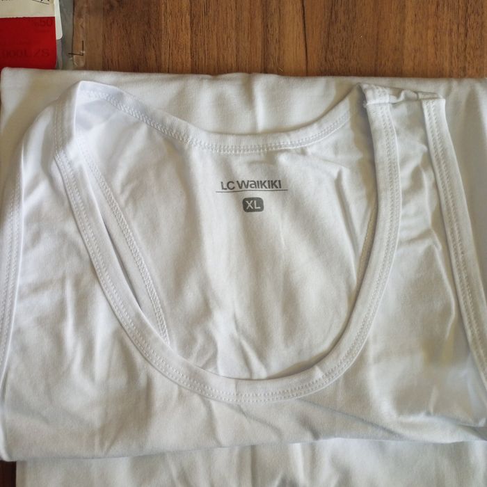 Майки мужские       LC Waikiki  XL 90000   сум за 2 майки