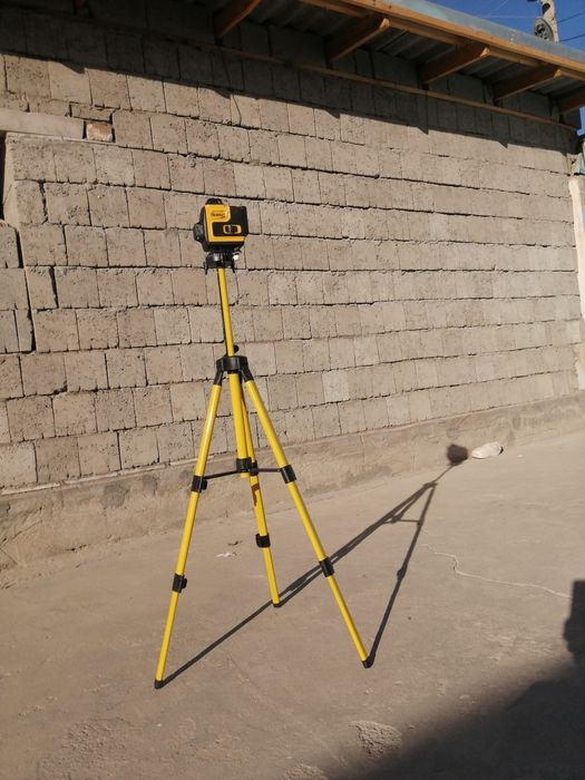 Lazer DEWALT 4D srochni sotiladi