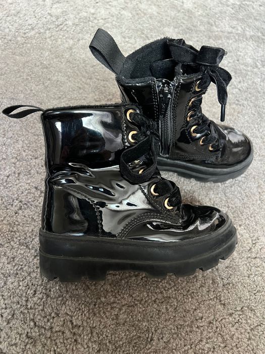 Детски лачени ботуши - момиче