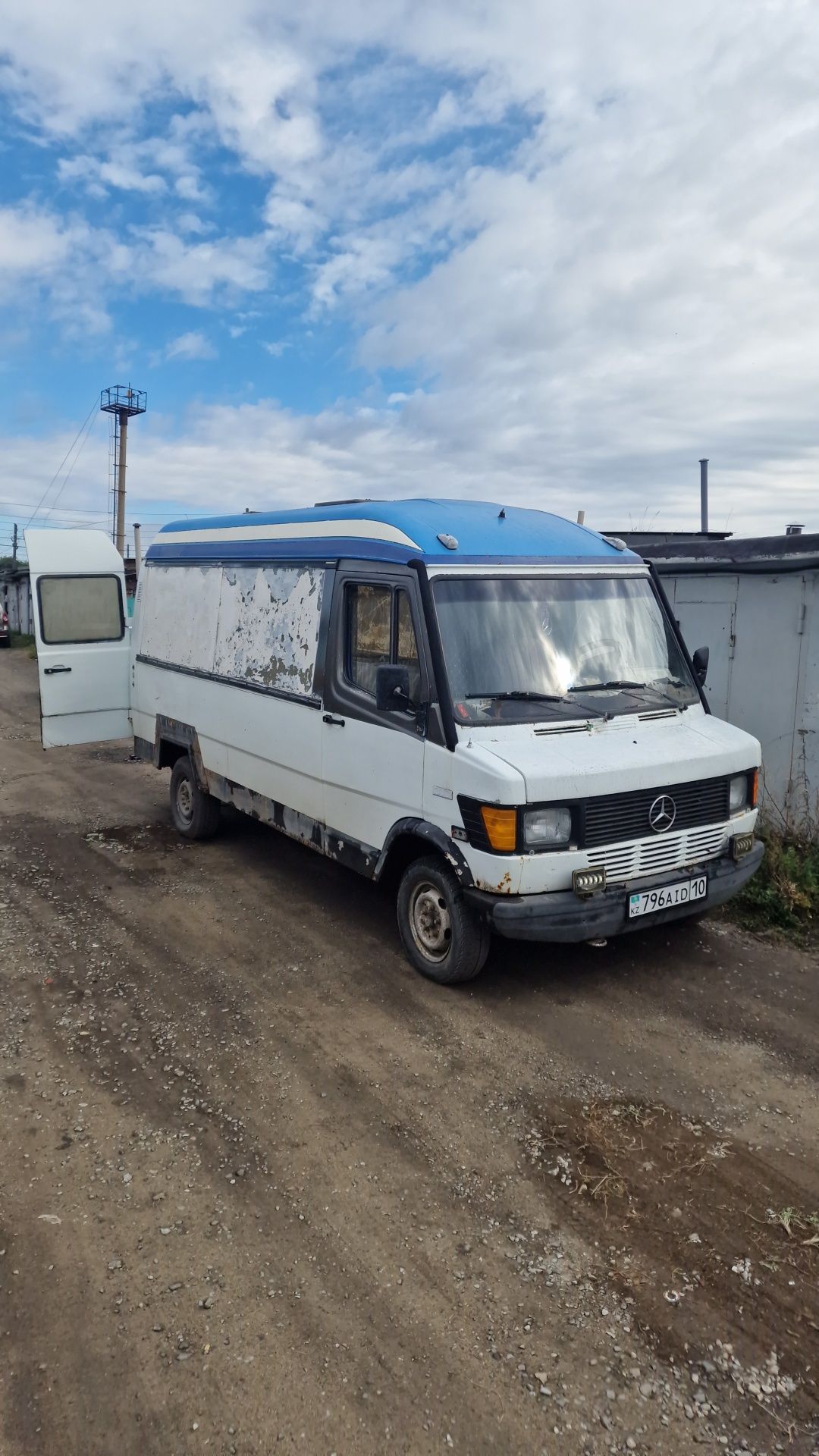 Мерседес 310 сапог бус спринтер грузоперевозки продам отвезу груз
